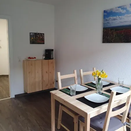 Am Schoenbach Lägenhet