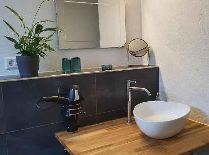 Am Schoenbach * Silz (Rhineland-Palatinate)